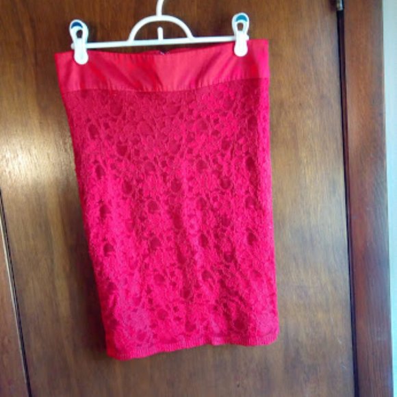 Free w/ the purchase of 2 or more items. - Picture 2 of 8